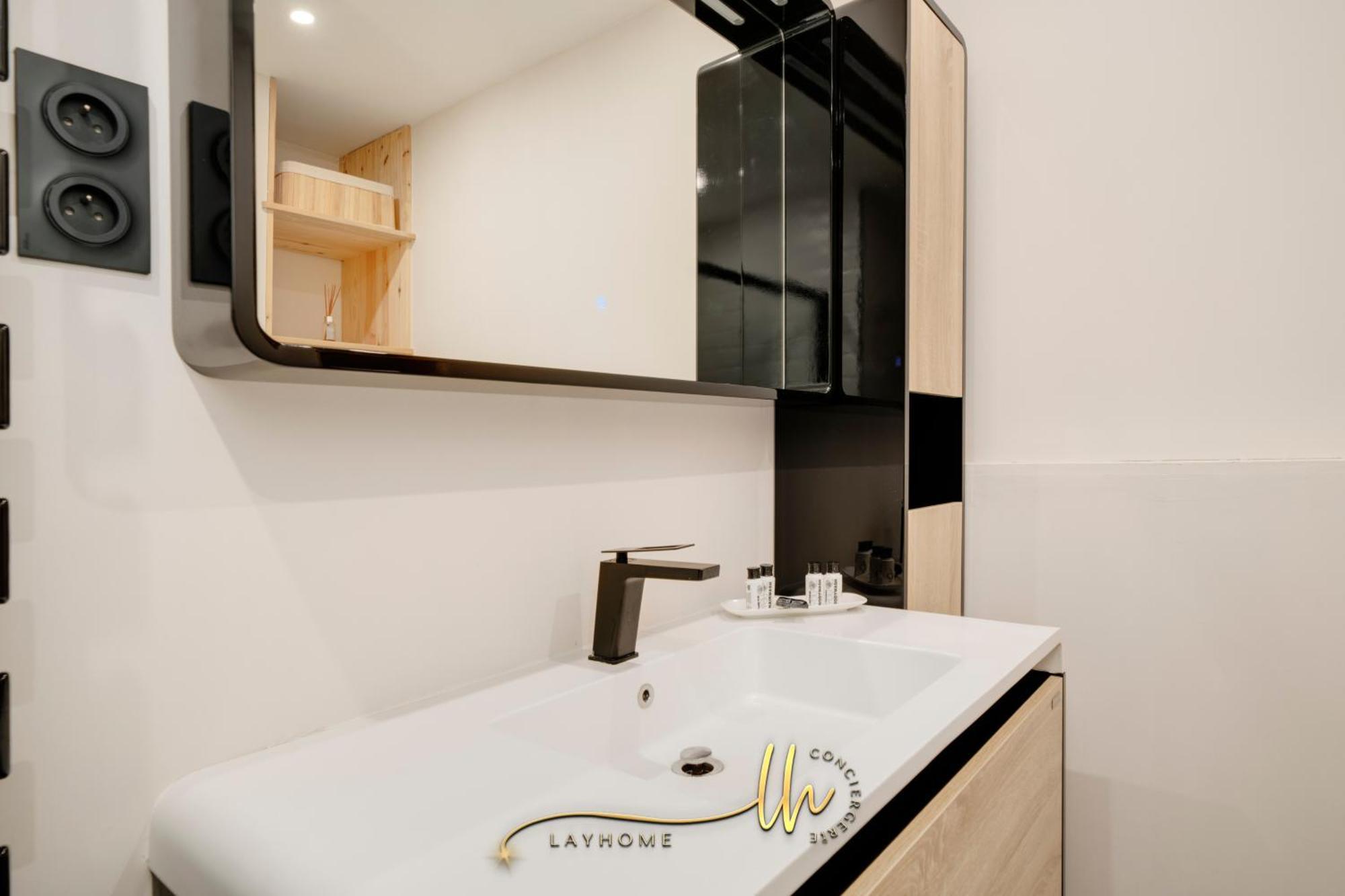 Chaleureux, Lumineux Et Confortable F2 Renove En Plein Coeur De Nancy Ngoại thất bức ảnh